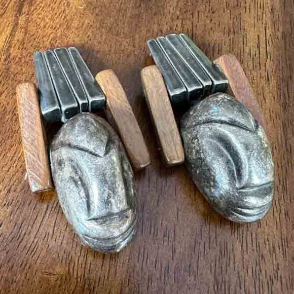 Vintage Modern Handmade Mask Clip On Earrings Pewter? Wood Tribal Easter Island - Picture 4 of 12